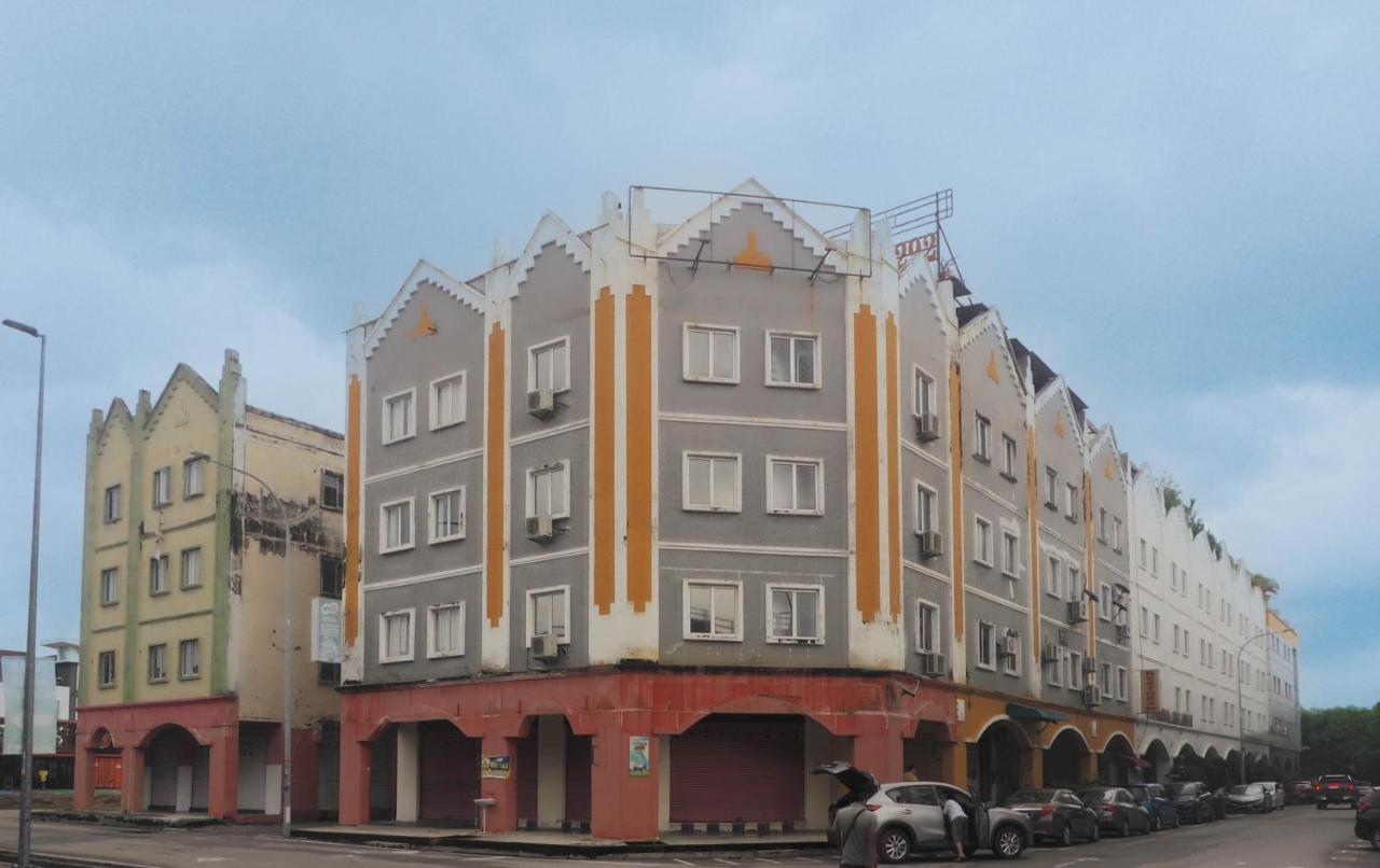 "Cloth Art Homestay" 4 Min Walk To Car Free Zone By Shine Stay Malacca Eksteriør billede