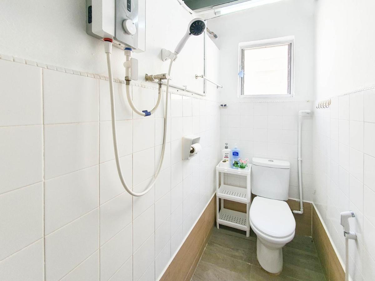 "Cloth Art Homestay" 4 Min Walk To Car Free Zone By Shine Stay Malacca Eksteriør billede