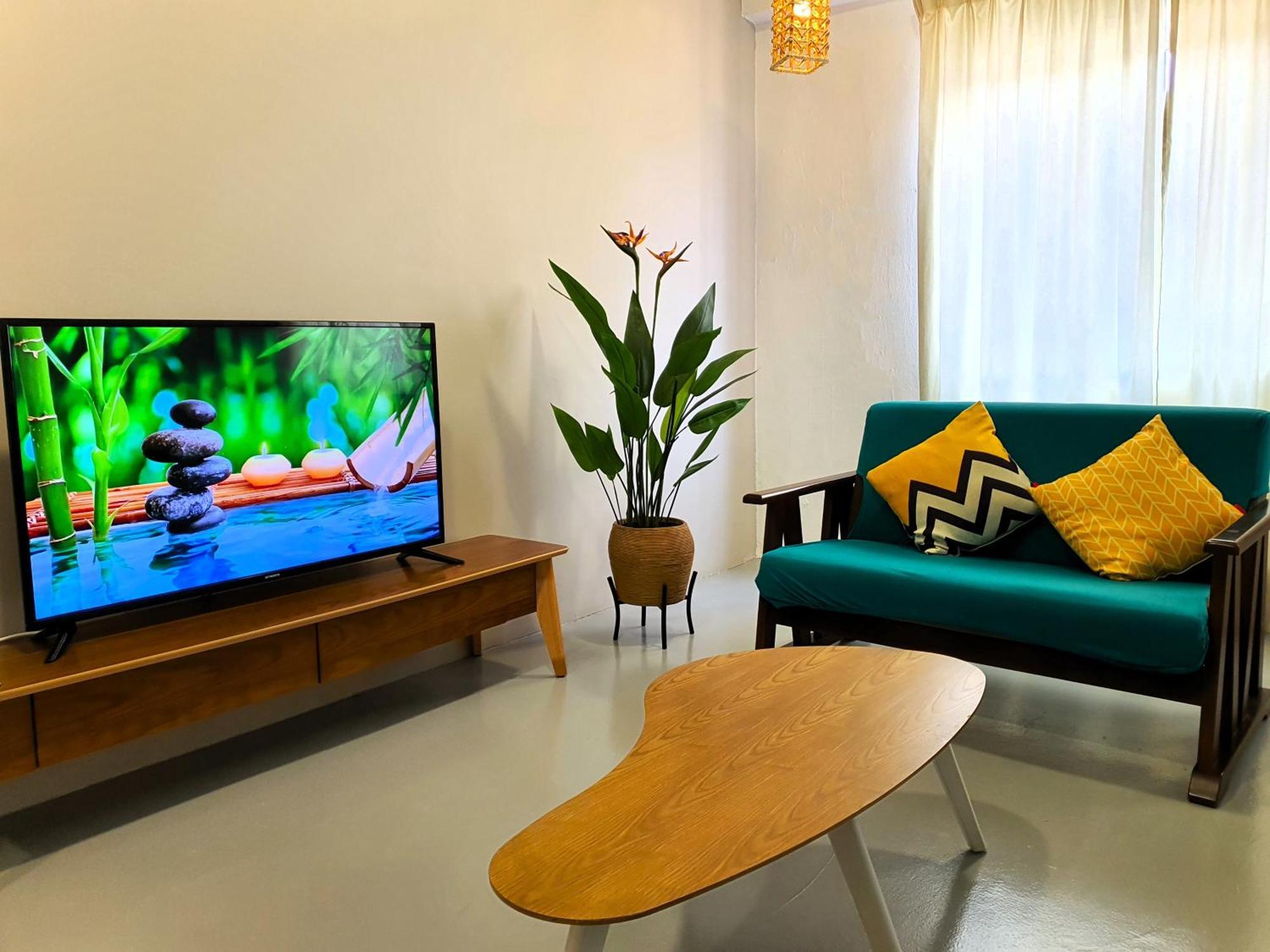 "Cloth Art Homestay" 4 Min Walk To Car Free Zone By Shine Stay Malacca Eksteriør billede